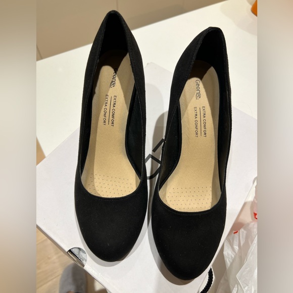 Black women’s heels for sale - Picture 1 of 3